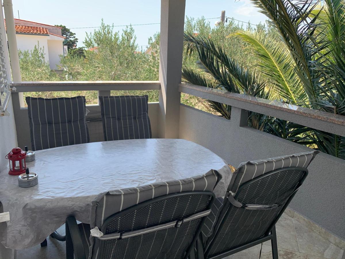 Apartments Fila Новаля Екстериор снимка