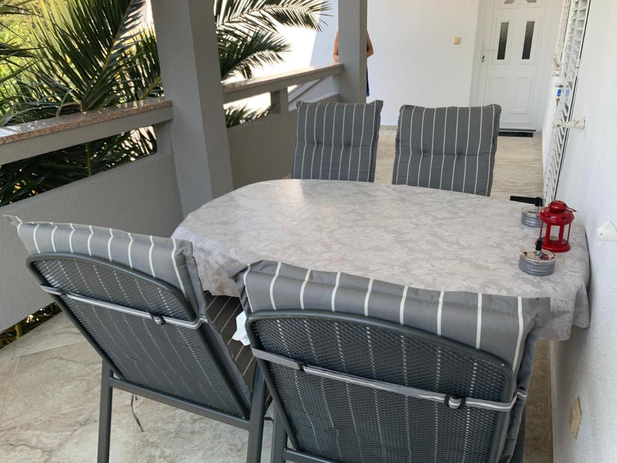 Apartments Fila Новаля Екстериор снимка