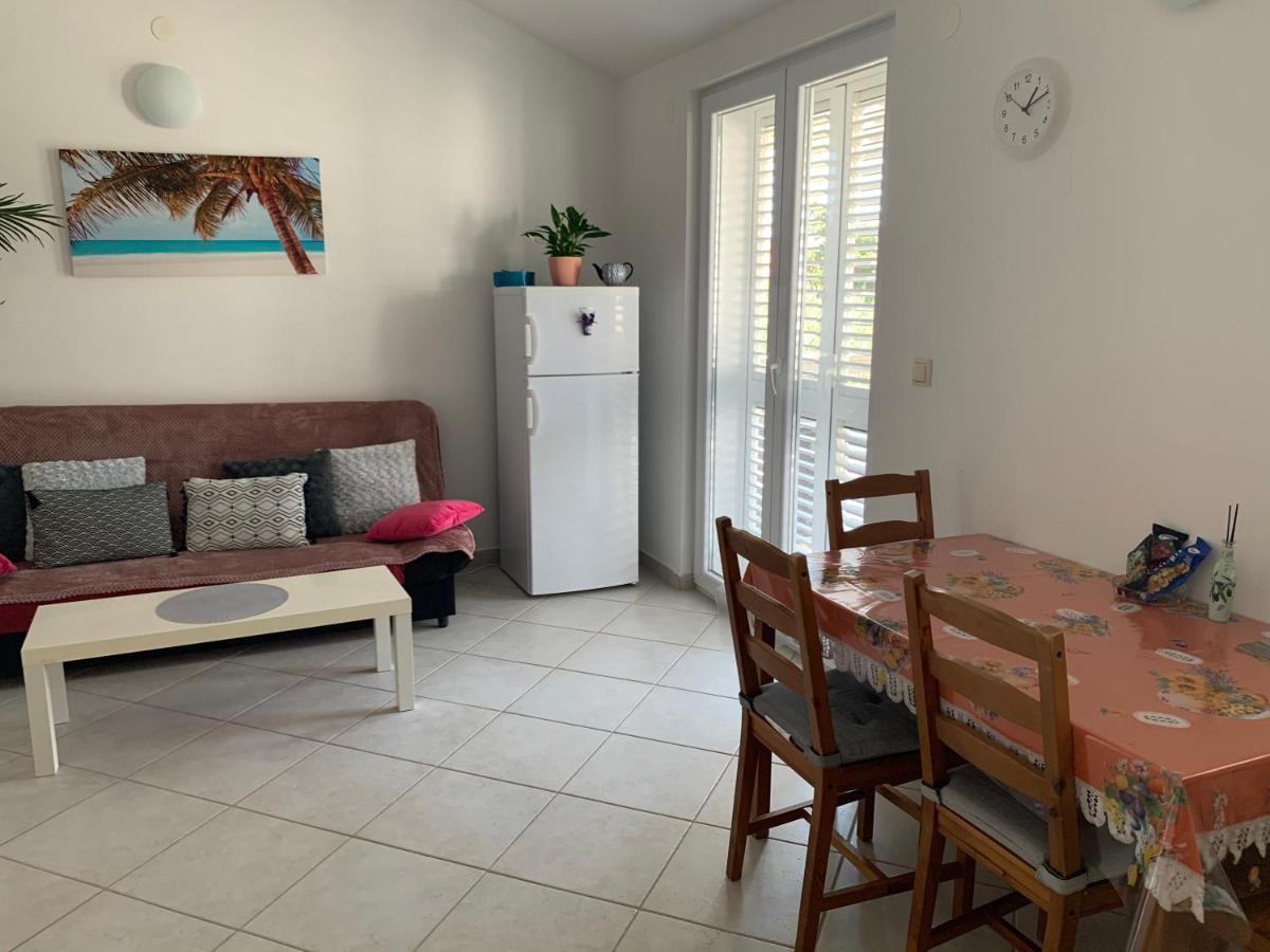 Apartments Fila Новаля Екстериор снимка