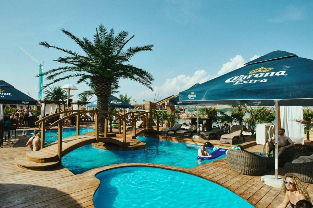 Apartments Fila Новаля Екстериор снимка